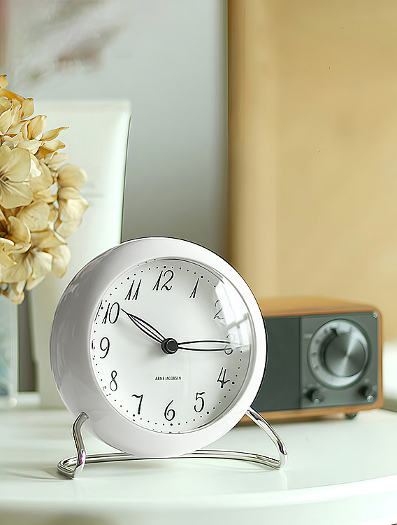 Коллекция LK от Arne Jacobsen