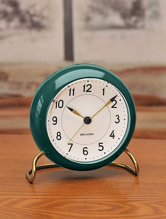 Коллекция Station от Arne Jacobsen