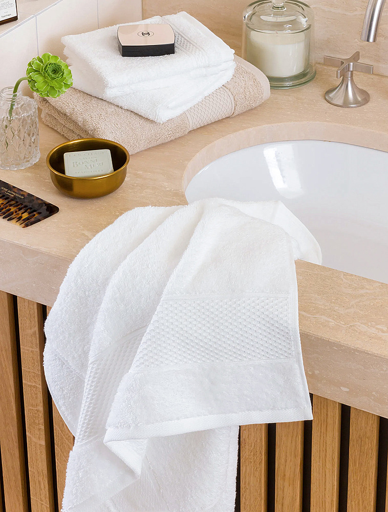 Полотенце Pure Luxury Snow, 50х100 см от Möve