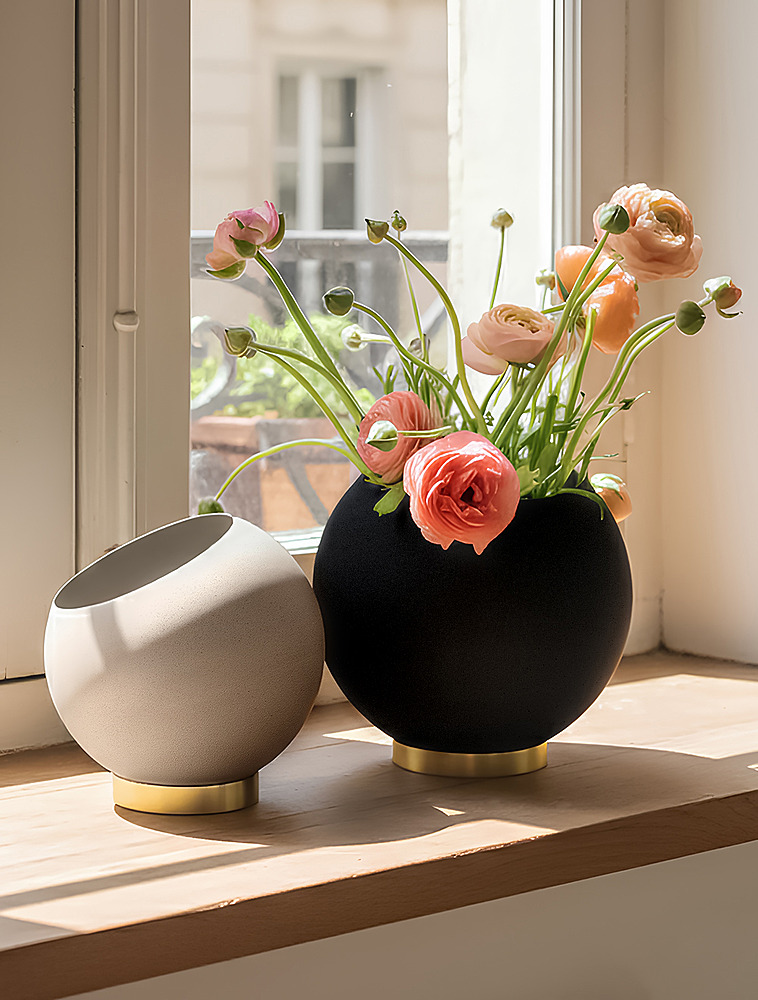 Коллекция Globe от AYTM