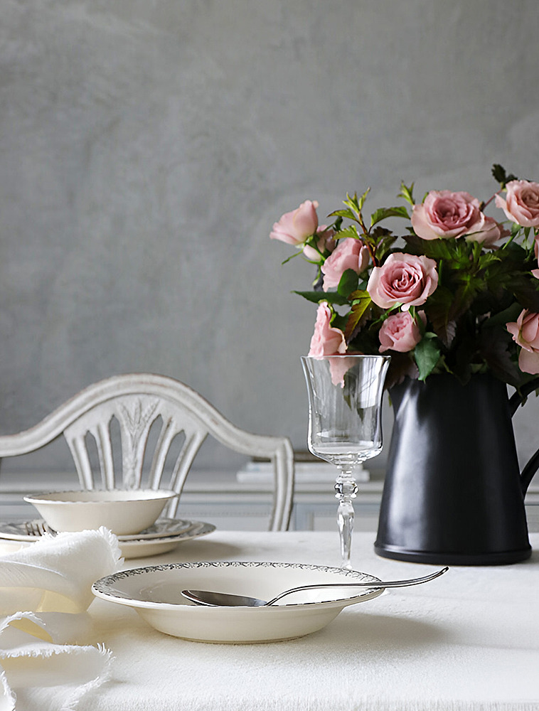 Суповая тарелка Tulipes Noires, 23 см от Gien
