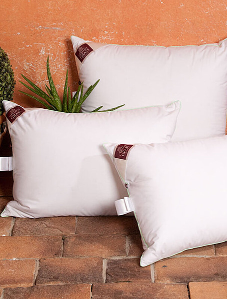 Подушка упругая 70х70 см 3D Aloe Vera Grass от German Grass