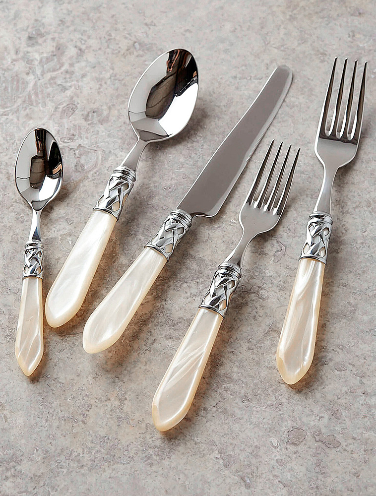 Коллекция Aladdin Ivory от Casa Bugatti