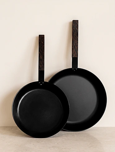 Коллекция Black от KnIndustrie